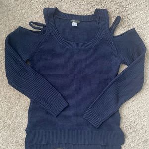 Cold shoulder sweater with cut-outs